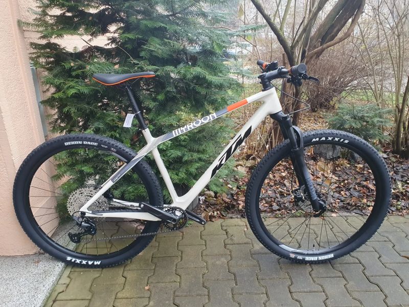 KTM MIROON PRO