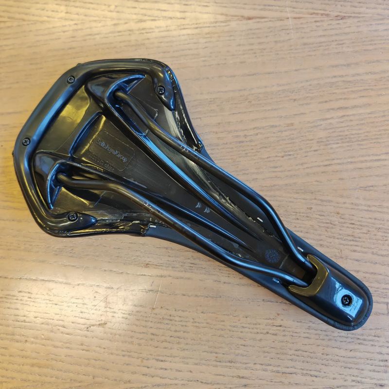 sedlo MONDRAKER / Selle Royal