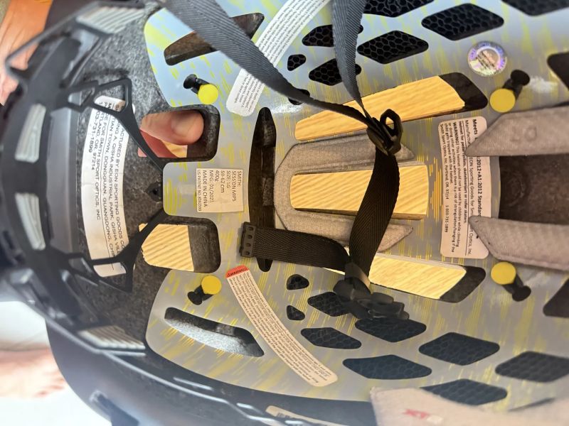 Trail helma Smith Session s Koroid a MIPS velikost L