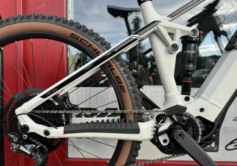 🔥🔥 SLEVA 65.000Kč -47%🔥🔥 Bulls Sonic EVO AM1 29/27,5 750Wh - M / L