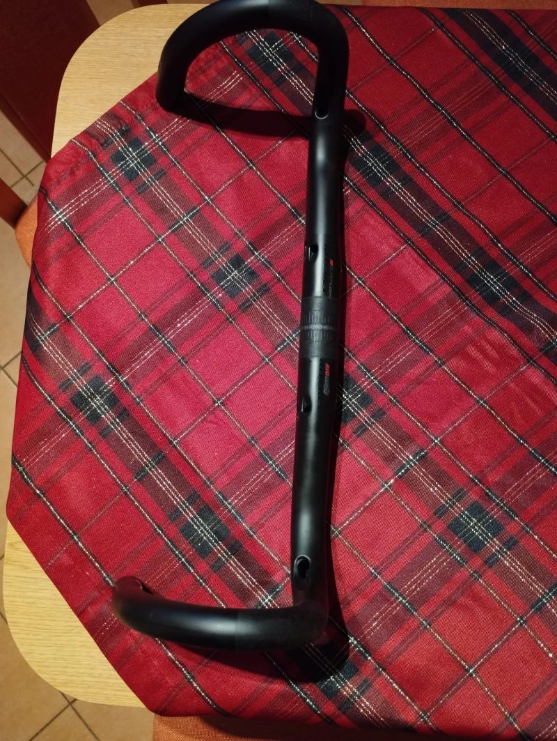 Prodám karbonová řidítka