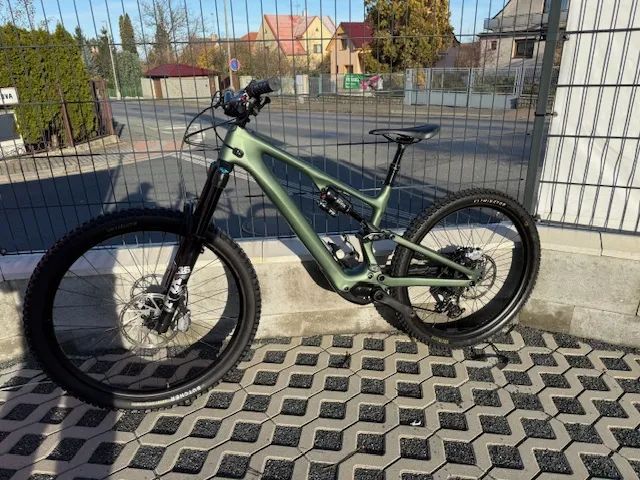 Specialized Levo SL Comp Carbon Předváděcí kolo 910Km + externí baterie ZDARMA Odpočet DPH možný