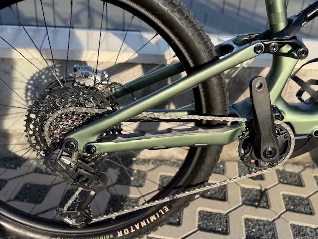 Specialized Levo SL Comp Carbon Předváděcí kolo 910Km + externí baterie ZDARMA Odpočet DPH možný