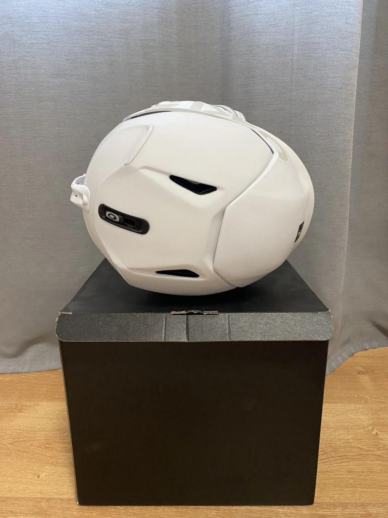 Lyžařská helma Oakley MOD5 Factory Pilot - mate white, velikost L (59-63cm) - nová