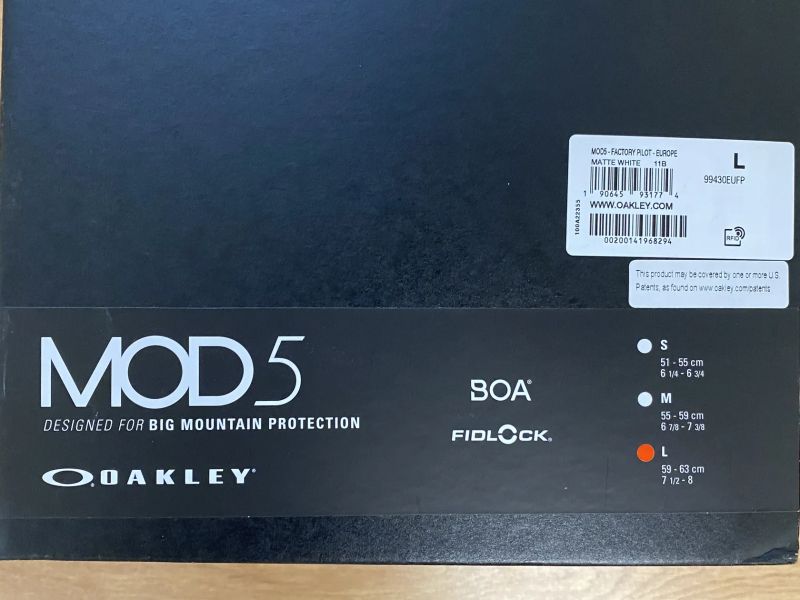 Lyžařská helma Oakley MOD5 Factory Pilot - mate white, velikost L (59-63cm) - nová