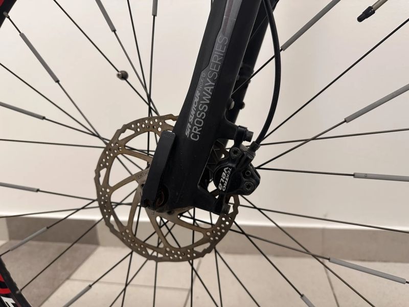 Merida Crossway 300 - pouze 5x použité