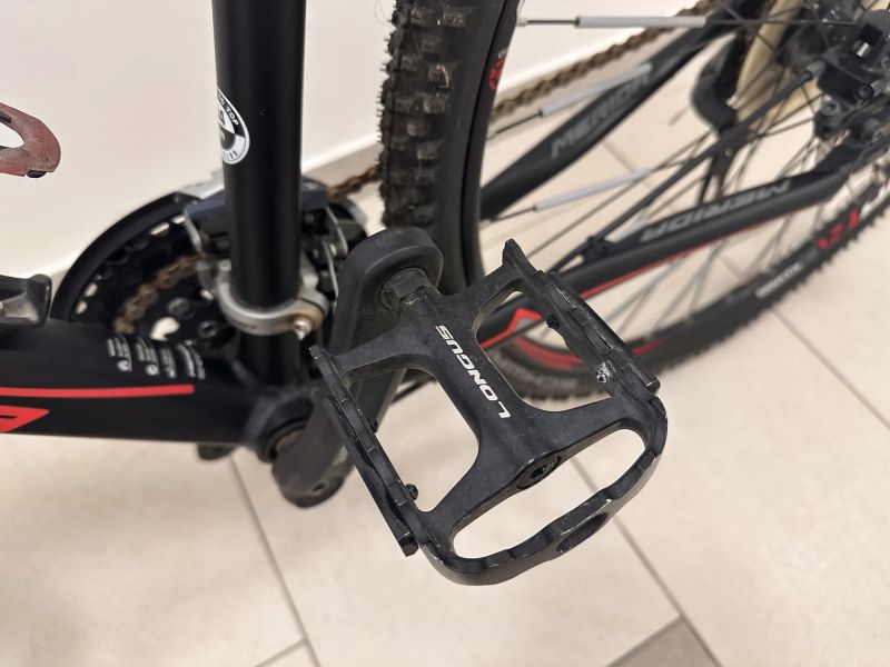 Merida Crossway 300 - pouze 5x použité