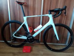 Cube Agree C:62 Pro Sram Rival ASX