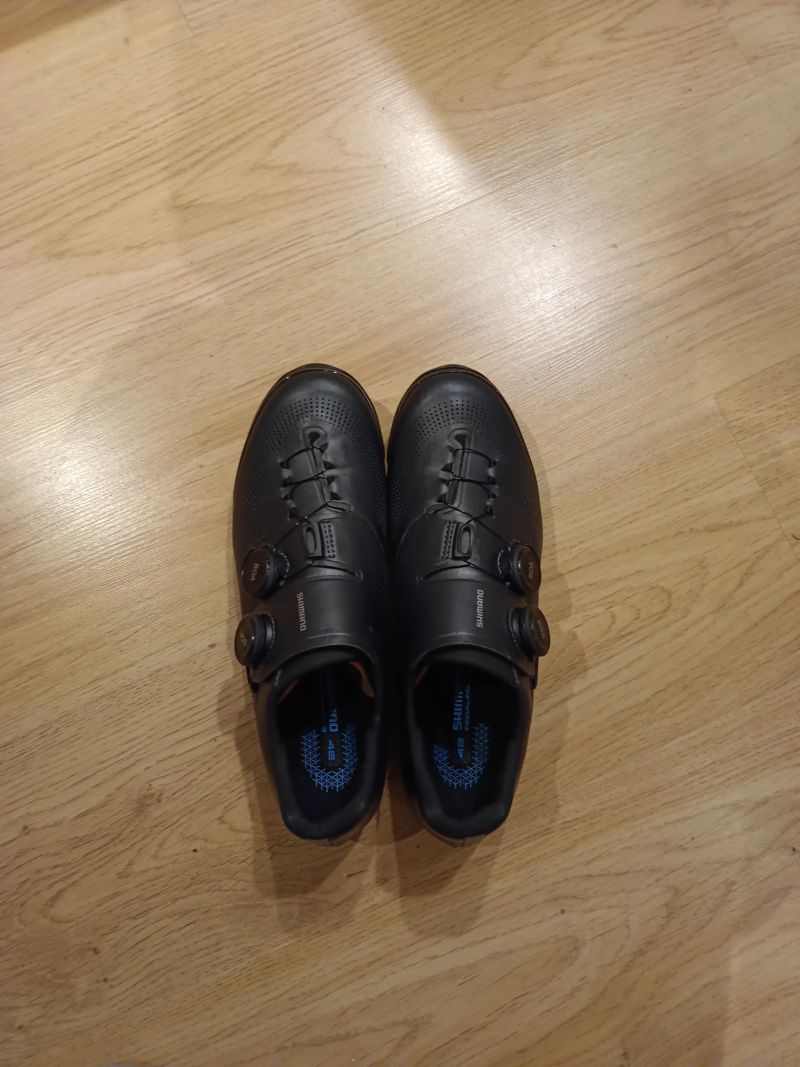 Tretry Shimano XC7 W