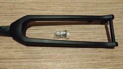 Karbonová vidlice 26"/27,5"