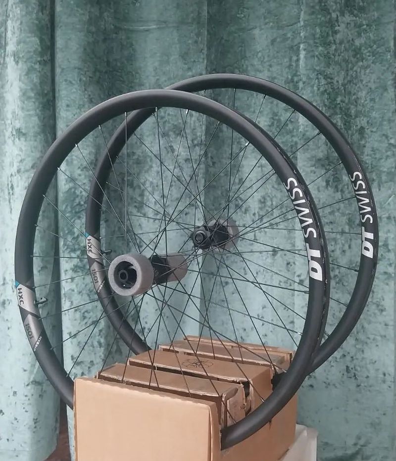 DT Swiss HXC 1501, mullet - nové