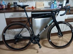 Superior x- road team