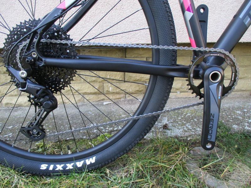 Nové dámské 29" kolo Maxbike M509D, vzduch. vidlice RST Aerial, Deore 1x11