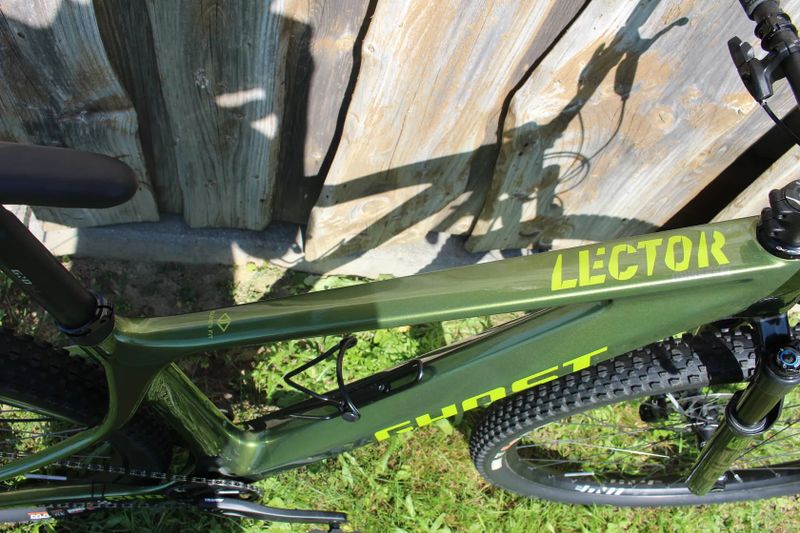 Ghost Lector SF Universal