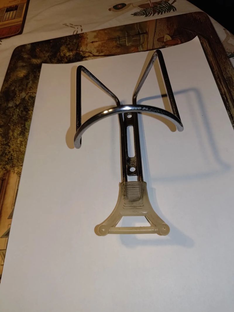 Držák na lahev-vintage + fiting pro lankové ovládání 