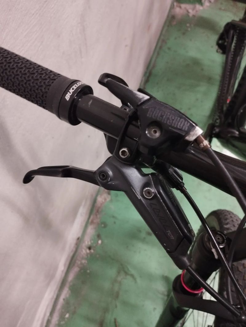  TREK PROCALIBER 9.8.- KARBONOVÁ KOLA Bontragger Kovee Pro, 9.8kg