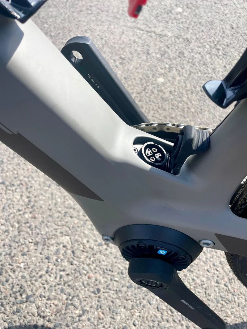 BMC Roadmachine 01 AMP X ONE