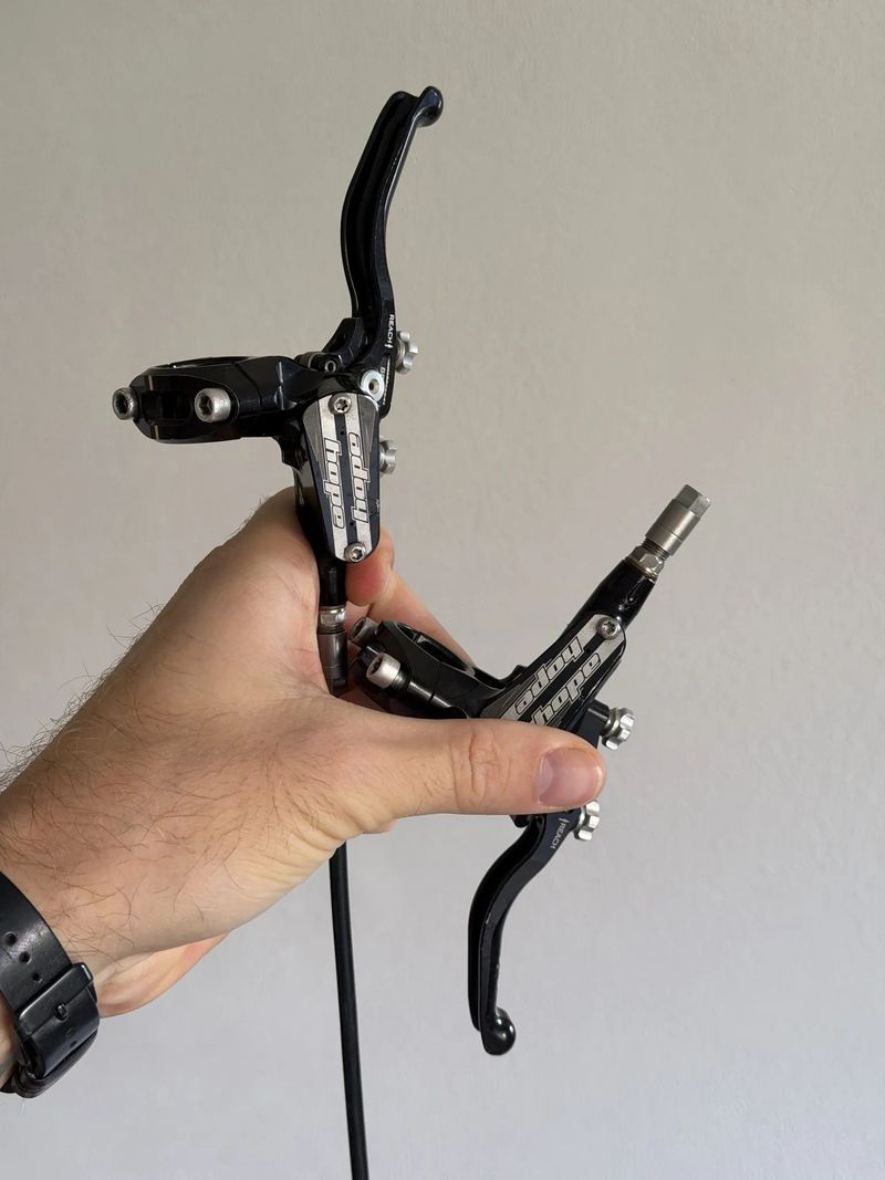 Brzdy Hope Tech 3 V4 + kotouče Hope