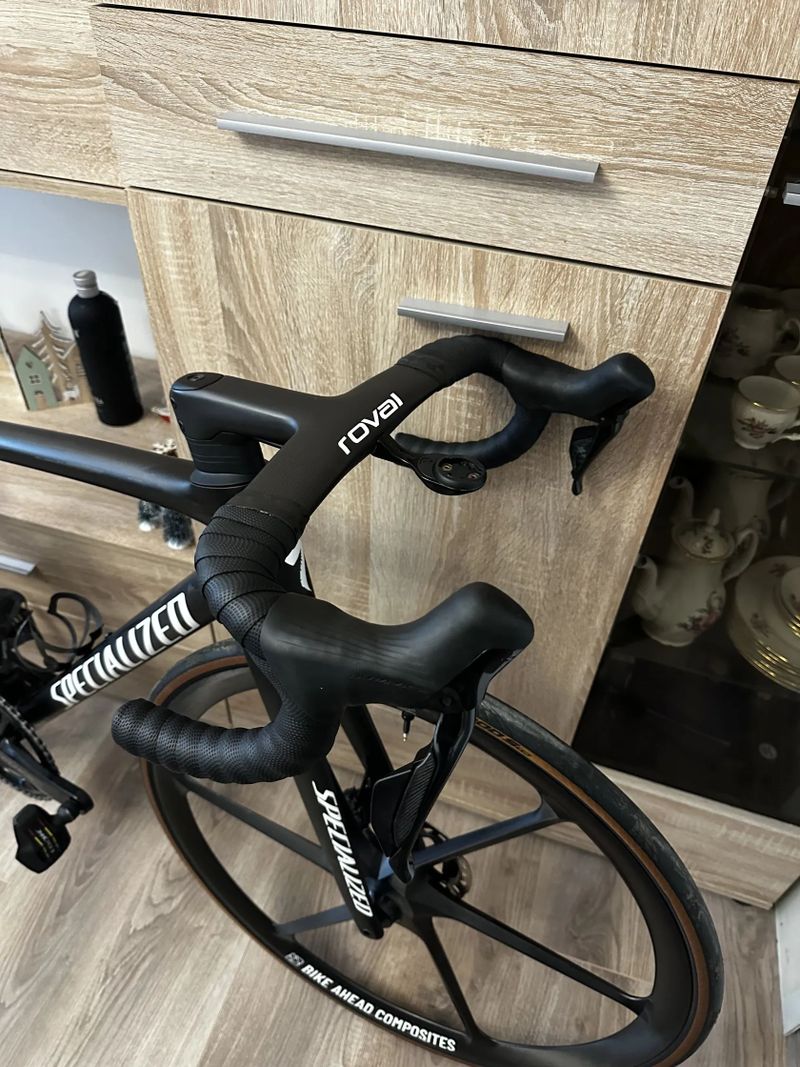 Specialized Tarmac SL8,vel 54, Dura-ace Di2 12s, 6,55kg, bikeahed biturbo Road 