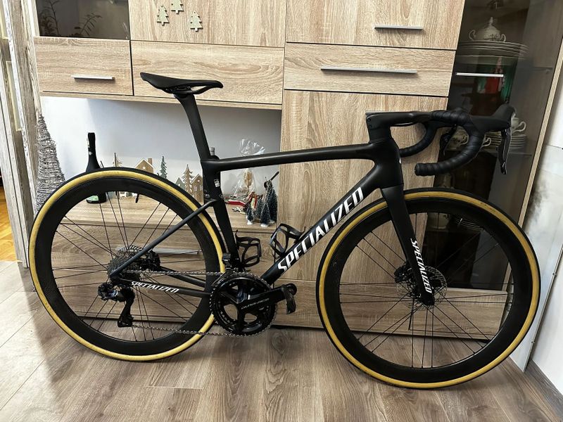 Specialized Tarmac SL8,vel 54, Dura-ace Di2 12s, 6,55kg, bikeahed biturbo Road 