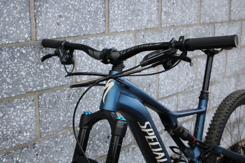 Specialized Turbo Levo 29", vel. L, roku 2020