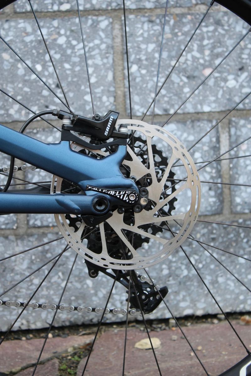 Specialized Turbo Levo 29", vel. L, roku 2020