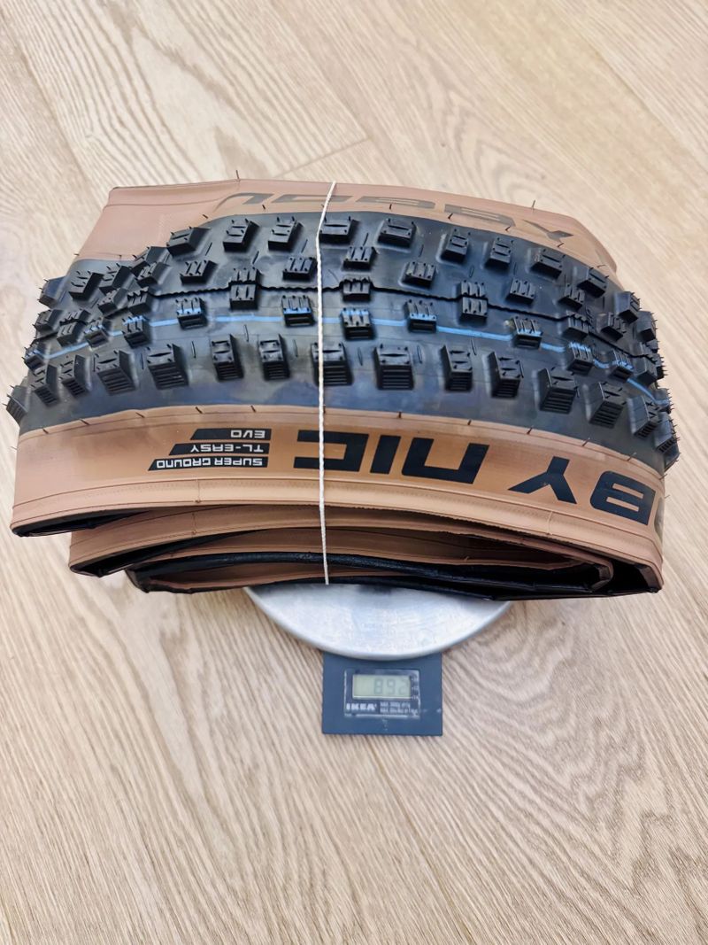 nový plášť Schwalbe Nobby Nic, 29x2.4