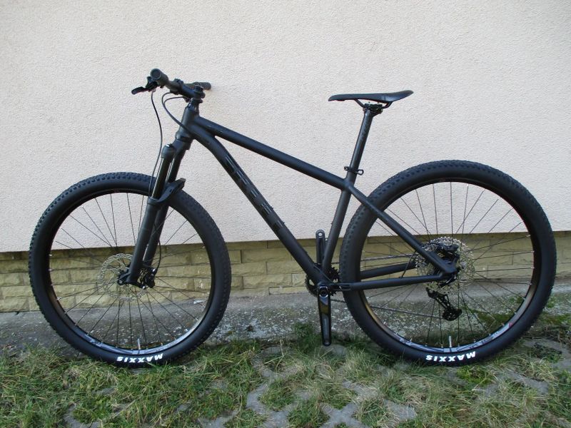 Nové lehké 29" kolo RB CR 17", vidlice Manitou Machete air, Shimano Deore 1x12, BOOST pevné osy