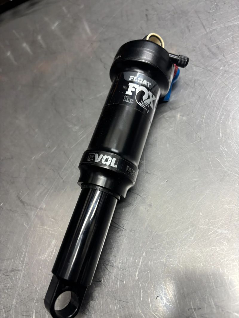 Fox Float DPS - 210x55