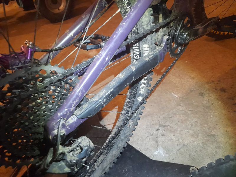 Santa Cruz Nomad 202p