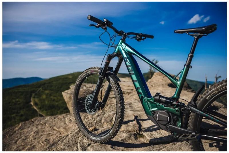 Kellys Theos R30 Magic Green 725Wh 2025