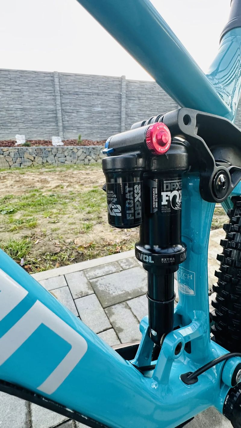 Qayron Carma MKII EN Q