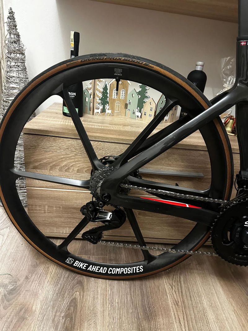 Ridley NOAH FAST 3.0 Team UNO-X 2025