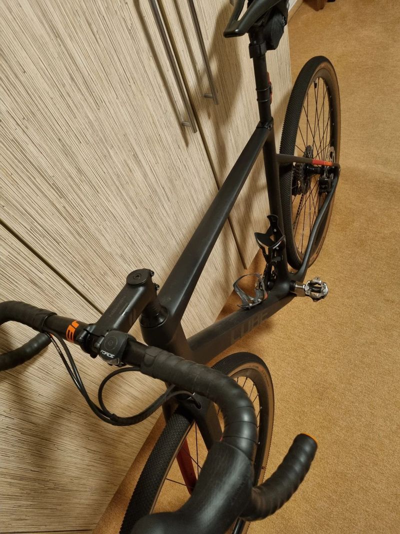 Cube Nuroad C:62 Pro