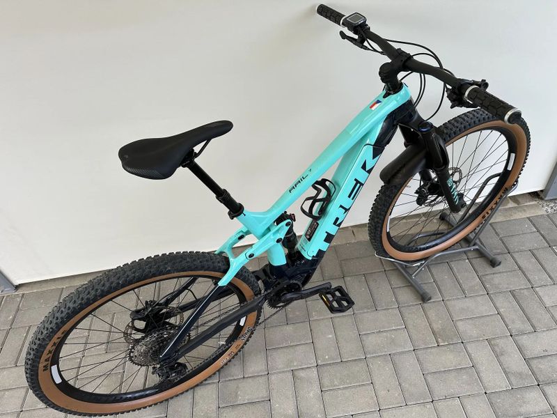 Trek Rail 7 SLX/XT Miami Green/ Nautical Navy