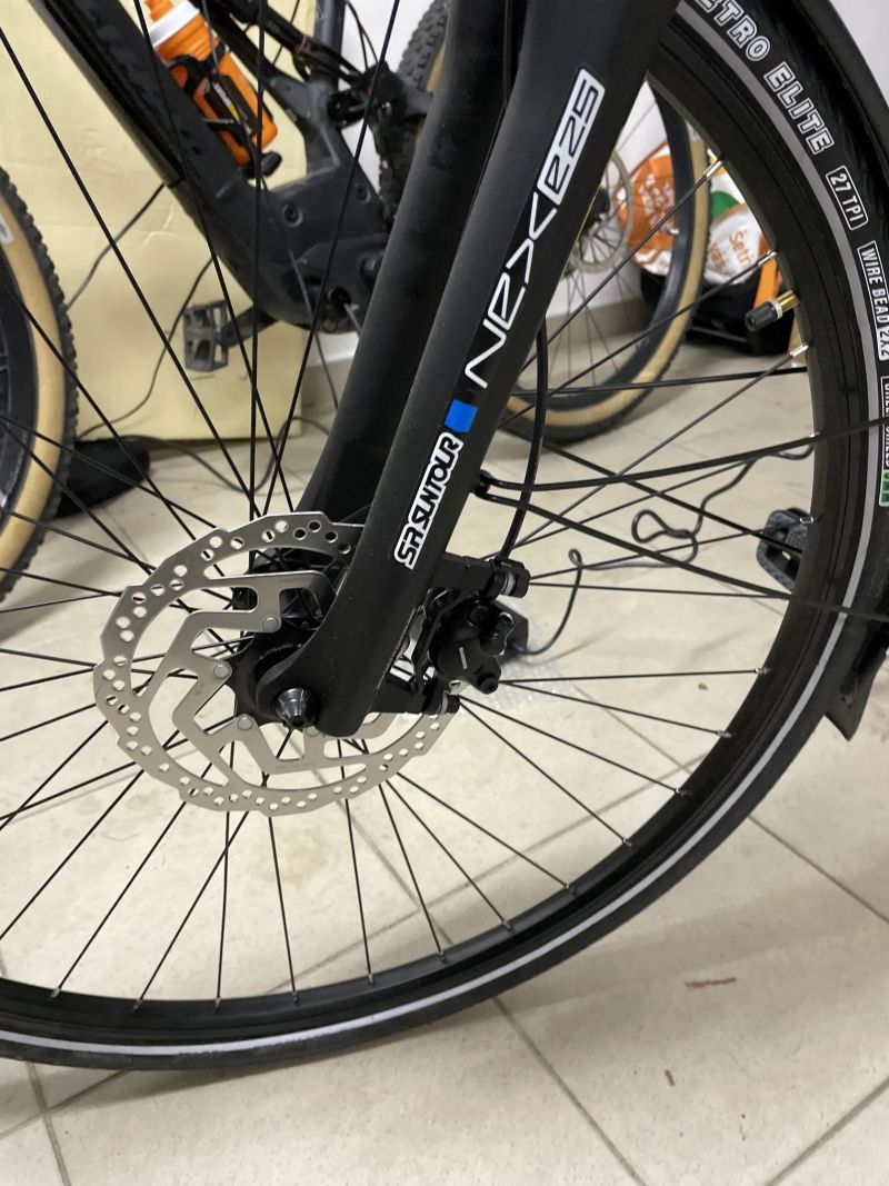 FISCHER Trekking E-Bike VIATOR ETD 2206