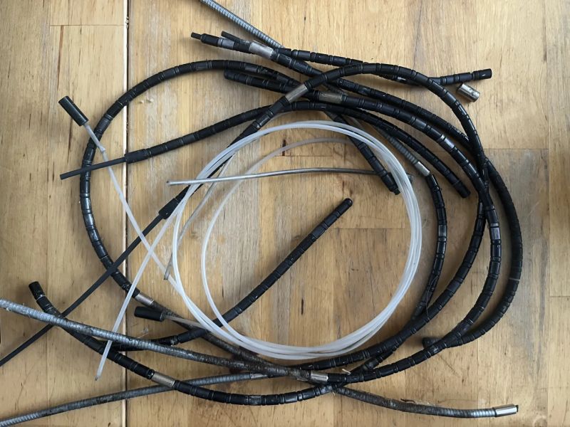 Univerzální bowden řazení/brzda NOKON, použitý z jednoho kola. 