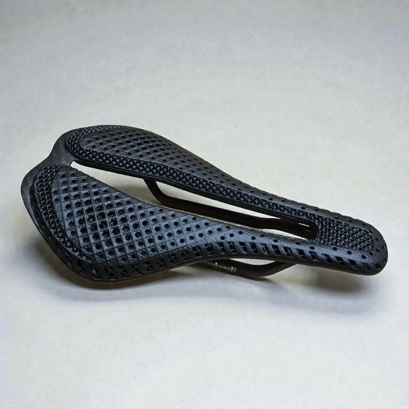 Carbonix Aero 2.0 | 3D tištěné Ultra lehké karbonové silniční sedlo | Závodní verze (145g)