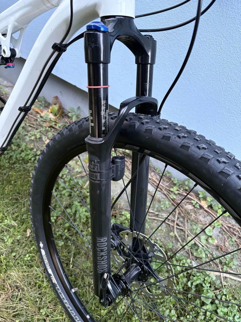 Specialized Camber comp