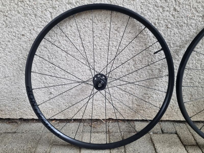 Bontrager Kovee Comp 25 TLR Boost 29˝, microspline