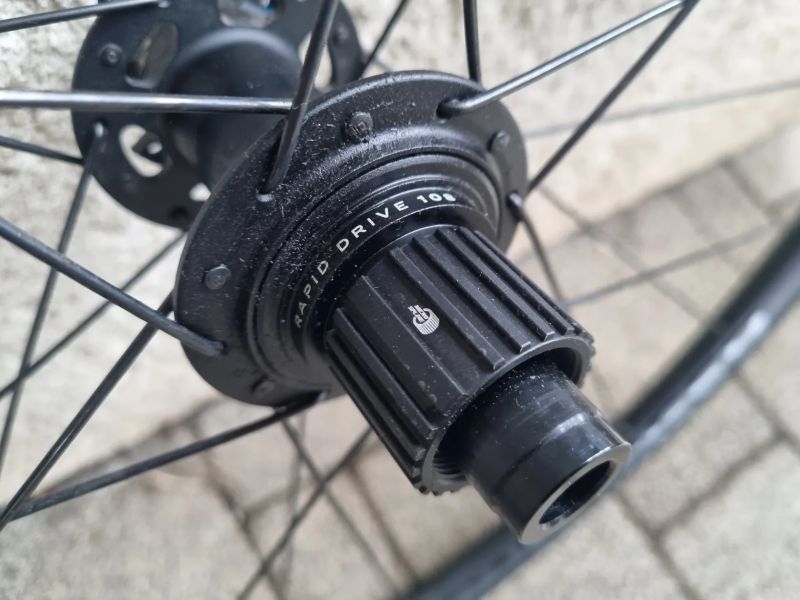 Bontrager Kovee Comp 25 TLR Boost 29˝, microspline