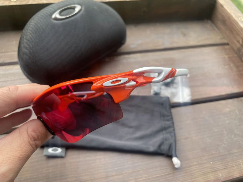 Oakley Sutro/Sphaera/Radar/Radarlock…