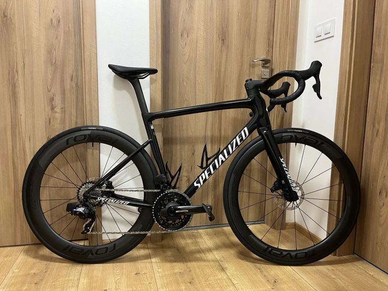 Specialized Tarmac SL8 PRO + Roval Rapide CLX II