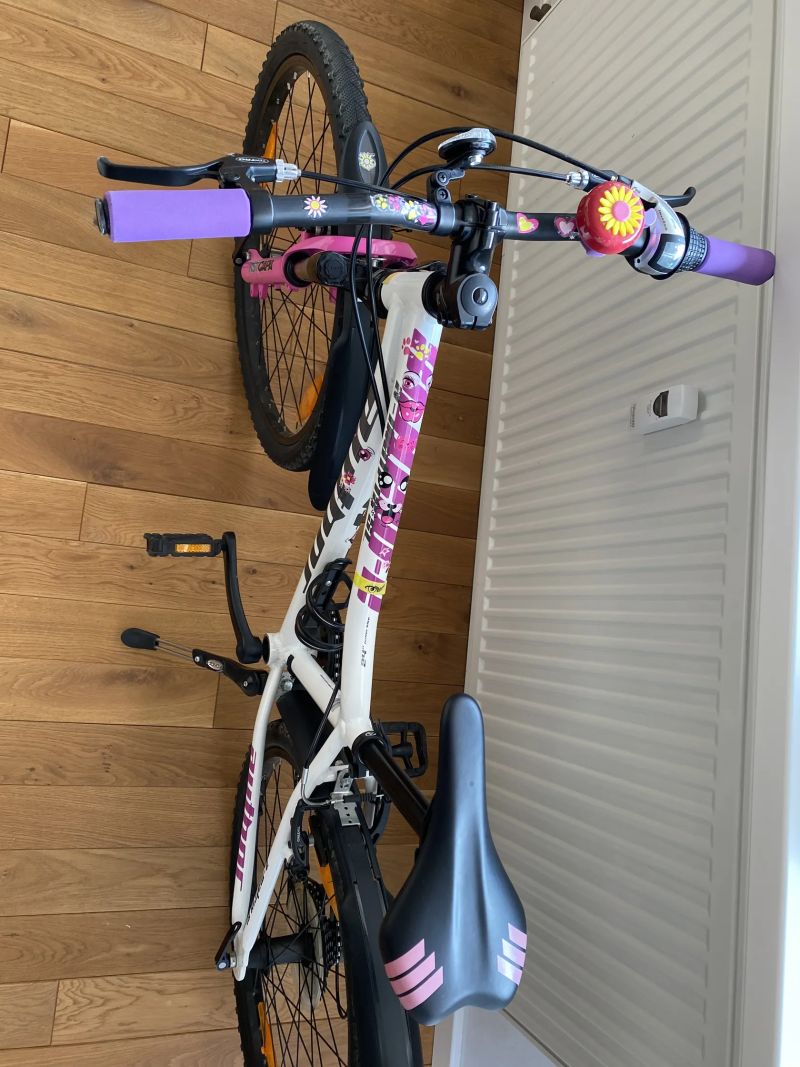 Author a - matrix SL