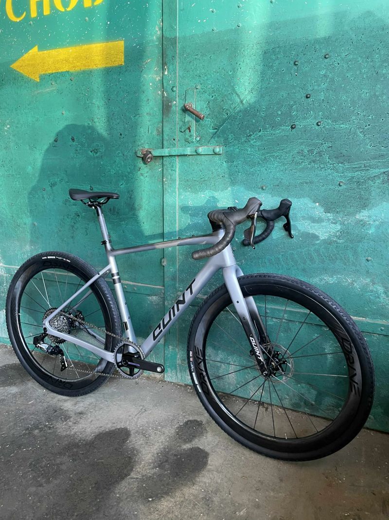 Quint Gravel 54" Sram Force AXS XPLR