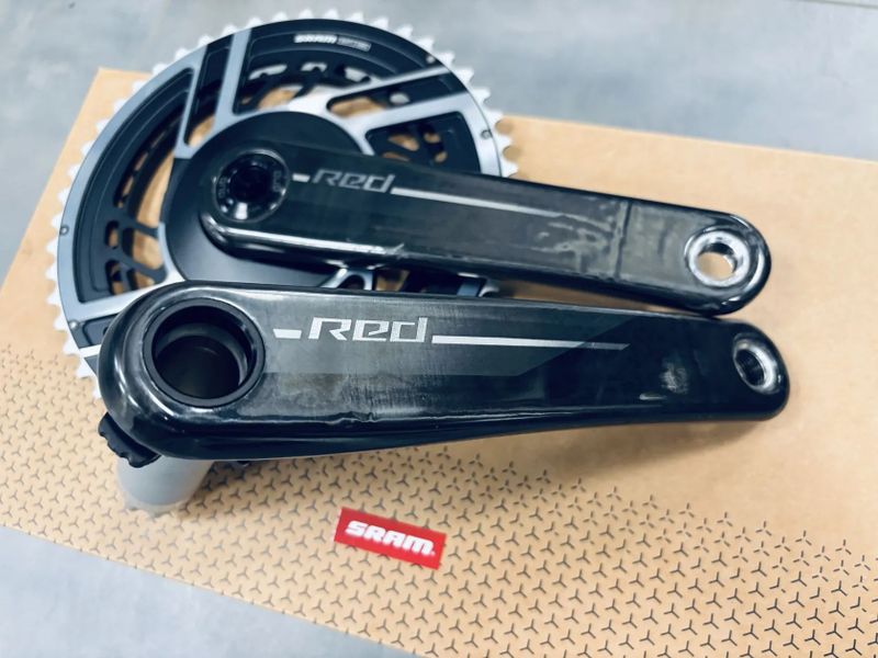 Silniční kliky Sram Red E1 DUB