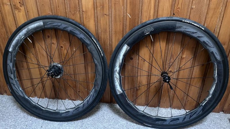 Zipp 454 nsw plášťová 