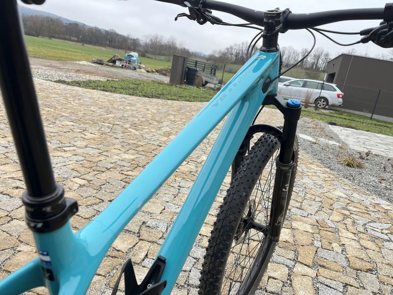 Yeti ARC 2022 – rám velikost M (možný i prodej celého kola)