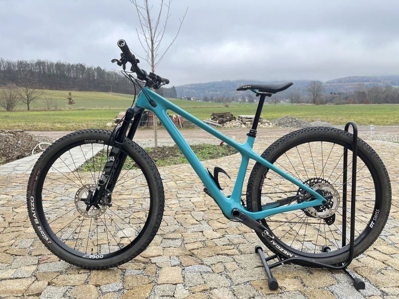 Yeti ARC 2022 – rám velikost M (možný i prodej celého kola)