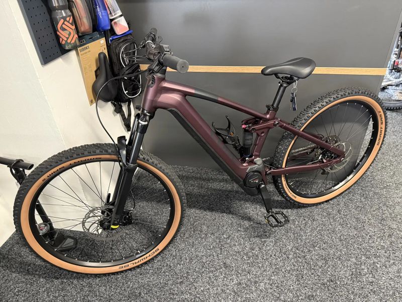 CUBE Stereo Hybrid 120 ONE 750 vel.M 2024 887km